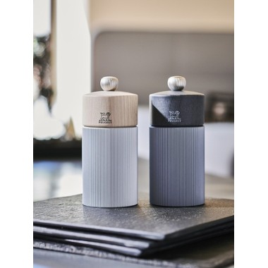 Moulin à sel manuel Line – Carbone, 12 cm"