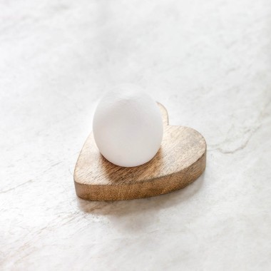 Coquetier en bois Bastion Collection – Egg Cup Wood Natural (8,5 x 8 cm)