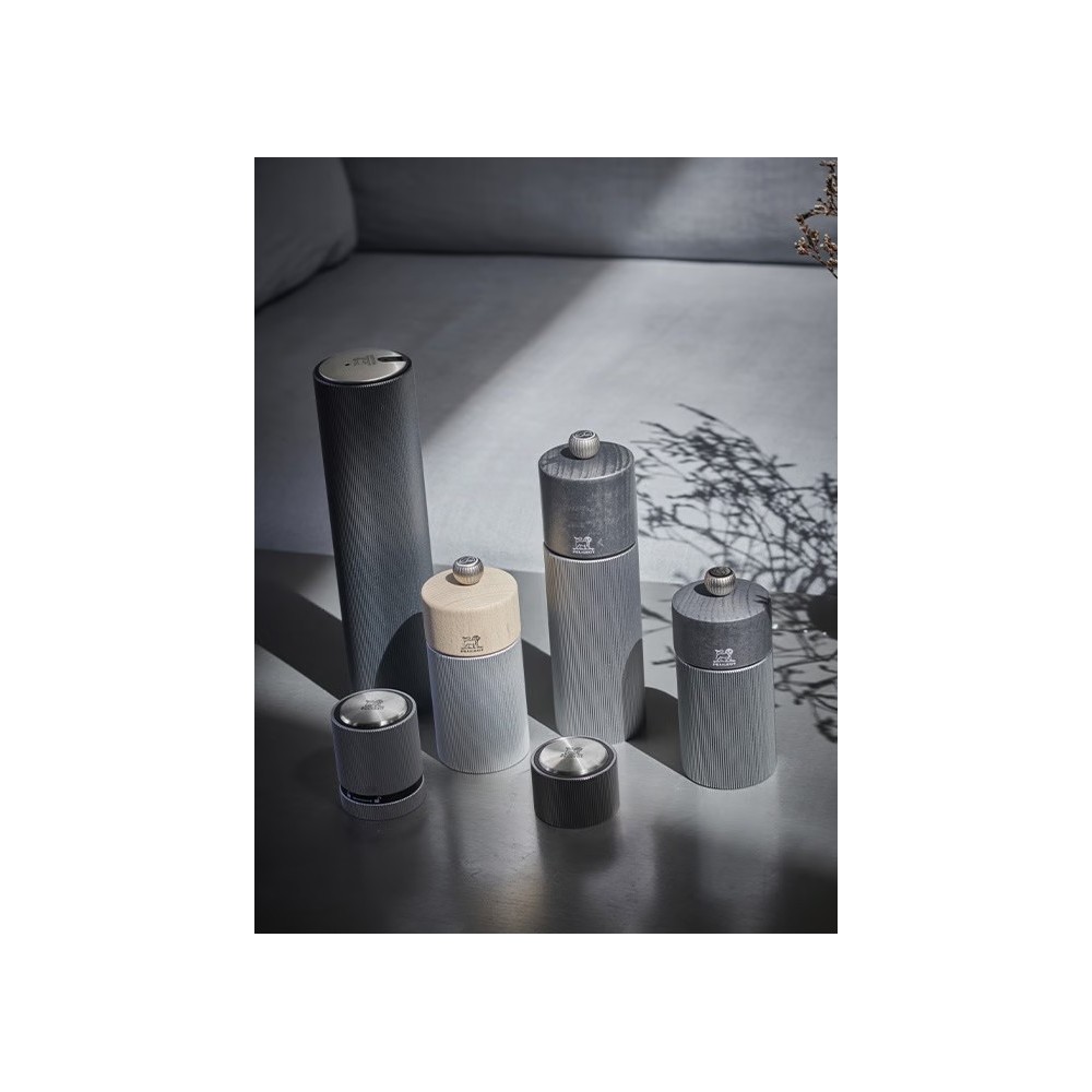 Moulin à sel manuel Line – Aluminium, 18 cm