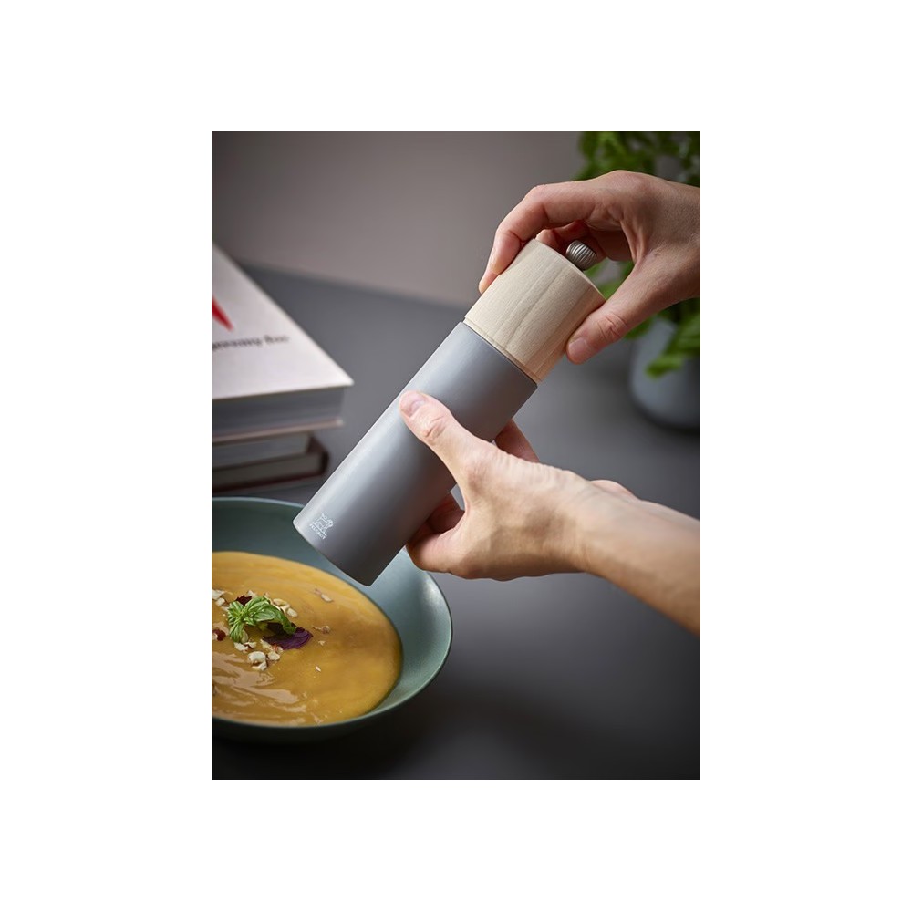 Moulin à sel manuel Boréal – Bois blanc plume, 21 cm