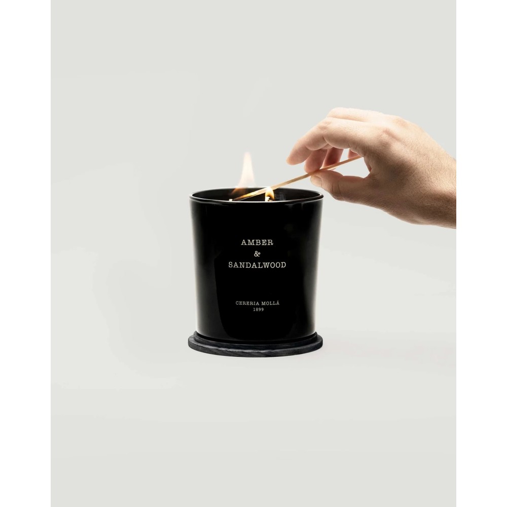 Bougie XL Amber & Sandalwood - CM 1899 (600 gr)