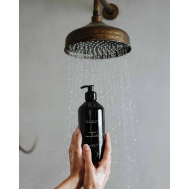 Gel douche  Amber & Sandalwood - CM 1899 (500 ml)