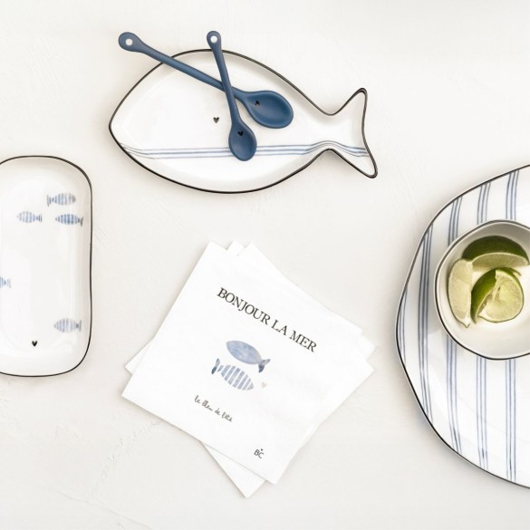 Assiette poisson en Iris Blue ( 18x10x2cm) - Bastion Collection