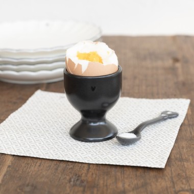 Coquetier black mat avec le cœur noir