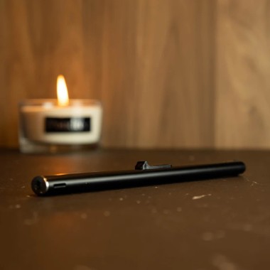 Briquet - Poudrée Paris